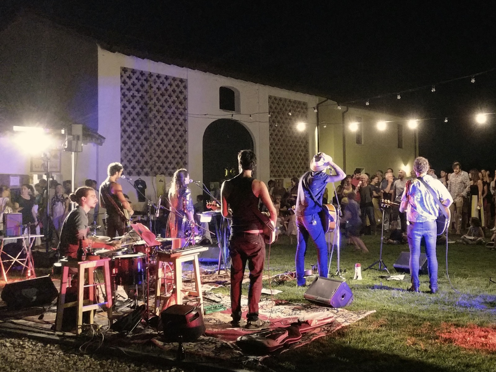 SALA MADDALENA (Mantova) / Carrozzeria Orfeo FARM PARTY